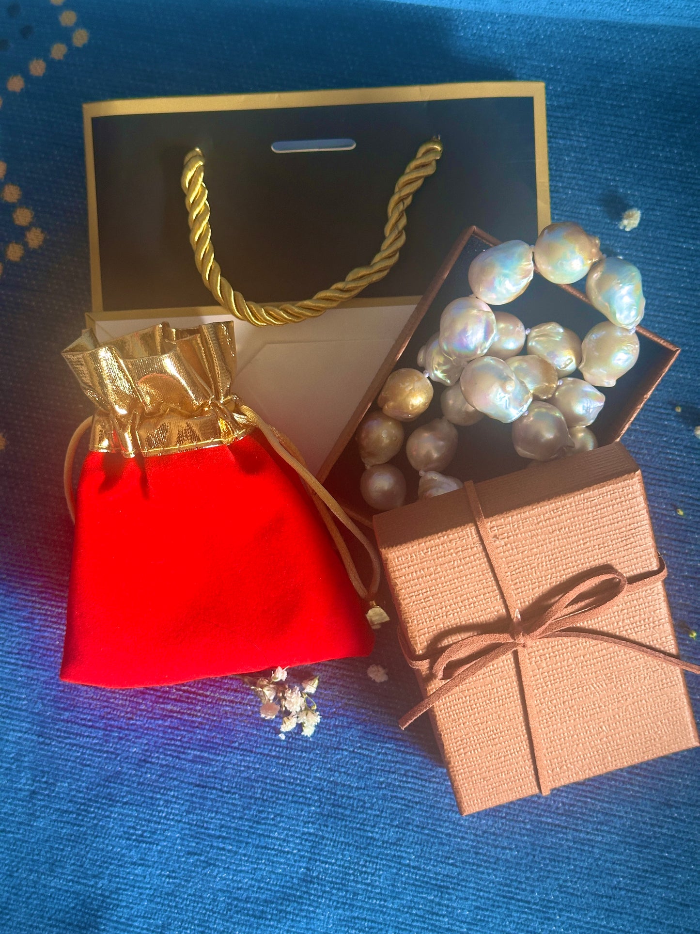 Natural Elegance – 21–23mm natural pearl