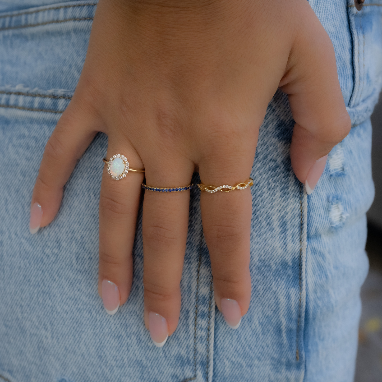 Oval Opal Ring: Gold / 6
