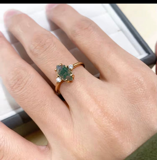 925 Silver Jewelry Retro Gemstone Ring Gold Plated
Hexagon Shape Natural Green Moss Agate Ring