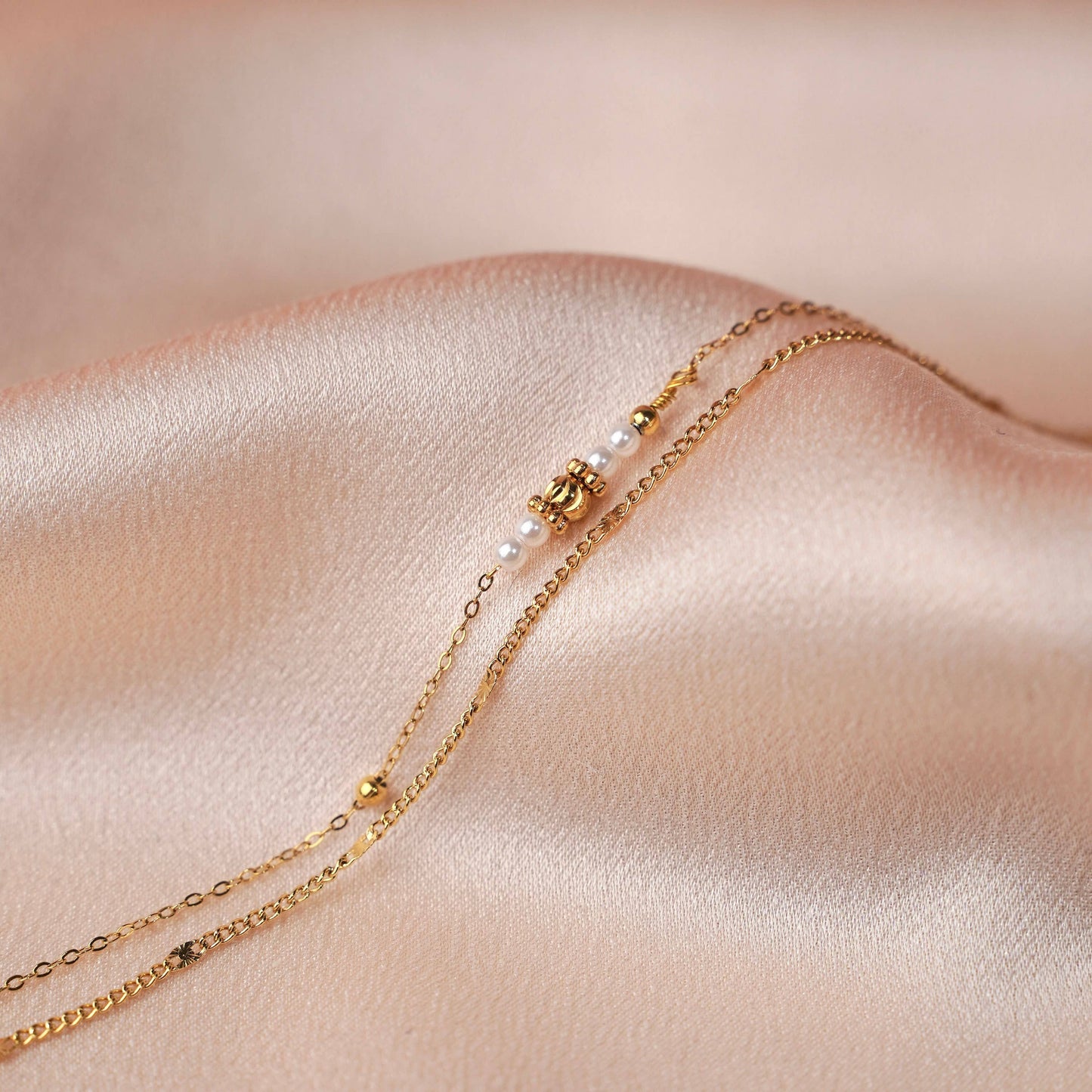 Double white pearl bracelet