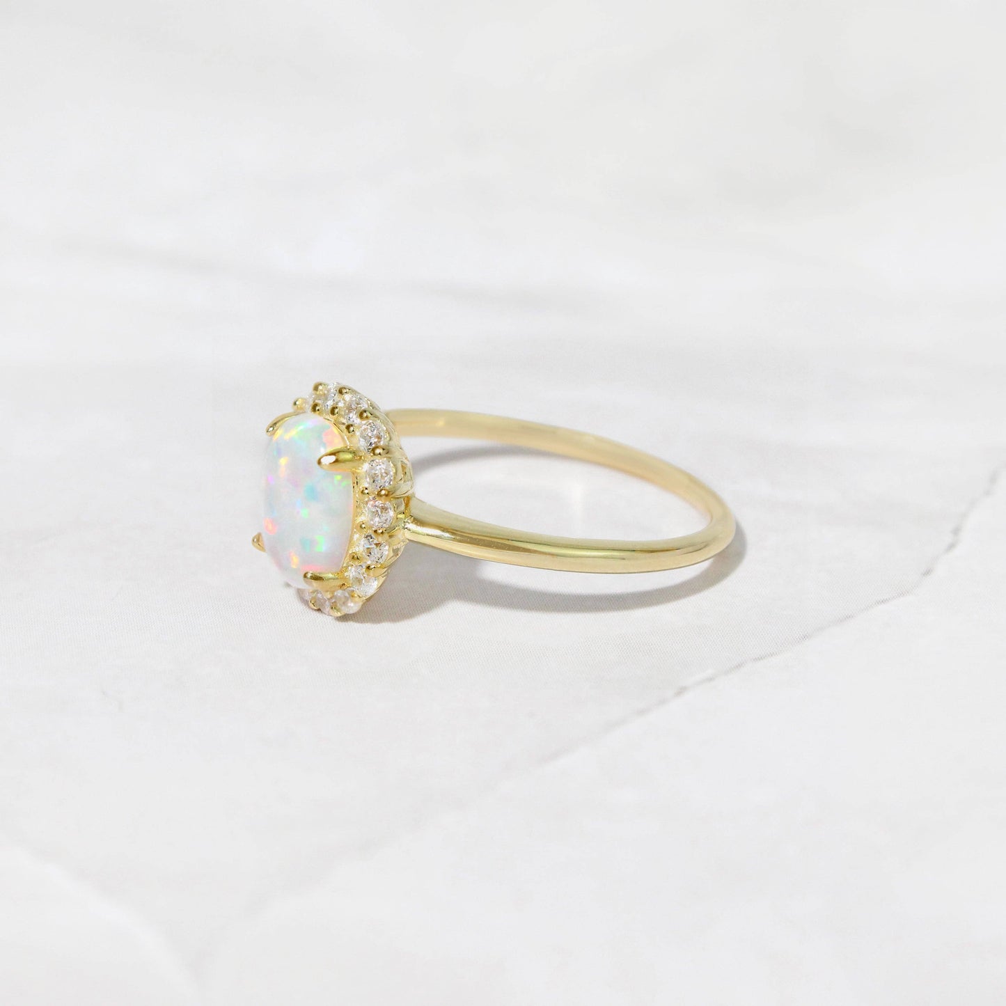 Oval Opal Ring: Gold / 6
