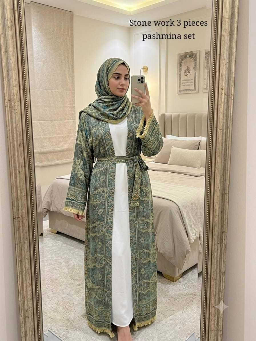 Pure
Pashmina Abaya