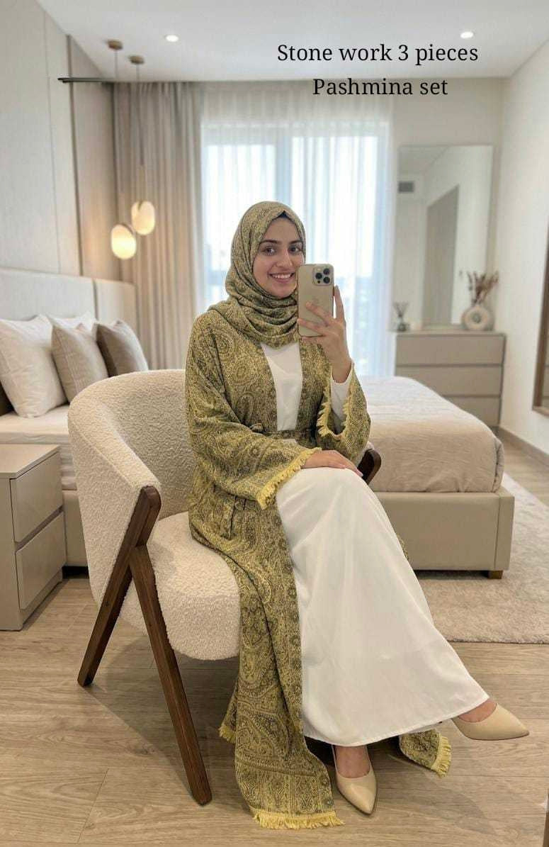 Pure
Pashmina Abaya