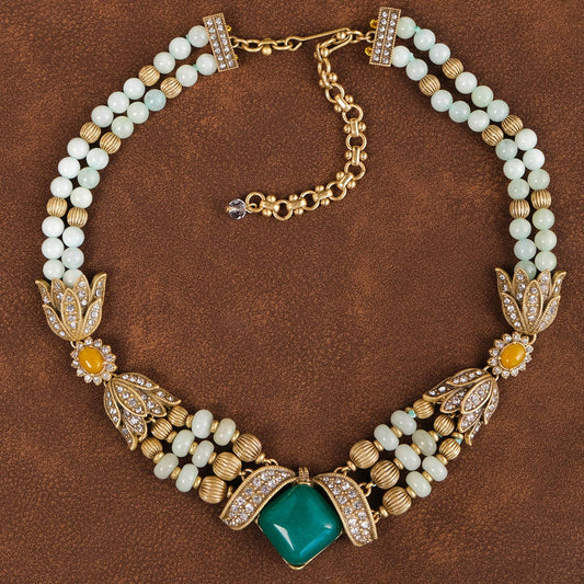 Elegant Vintage-Inspired Gemstone Crystal Statement Necklace