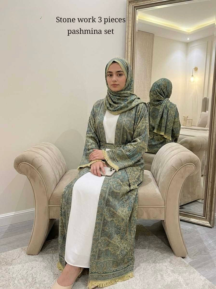 Pure
Pashmina Abaya