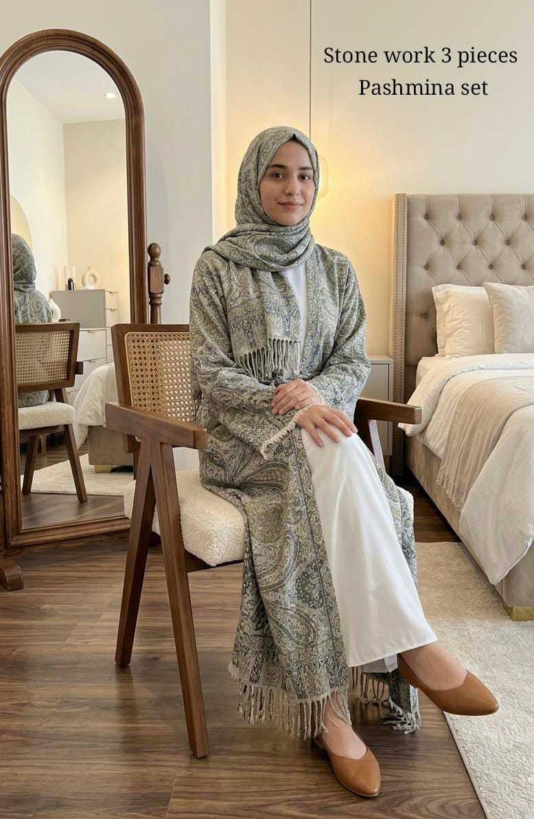 Pure
Pashmina Abaya