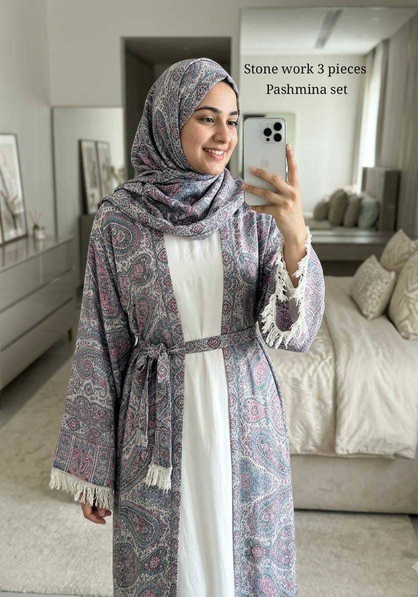 Pure
Pashmina Abaya