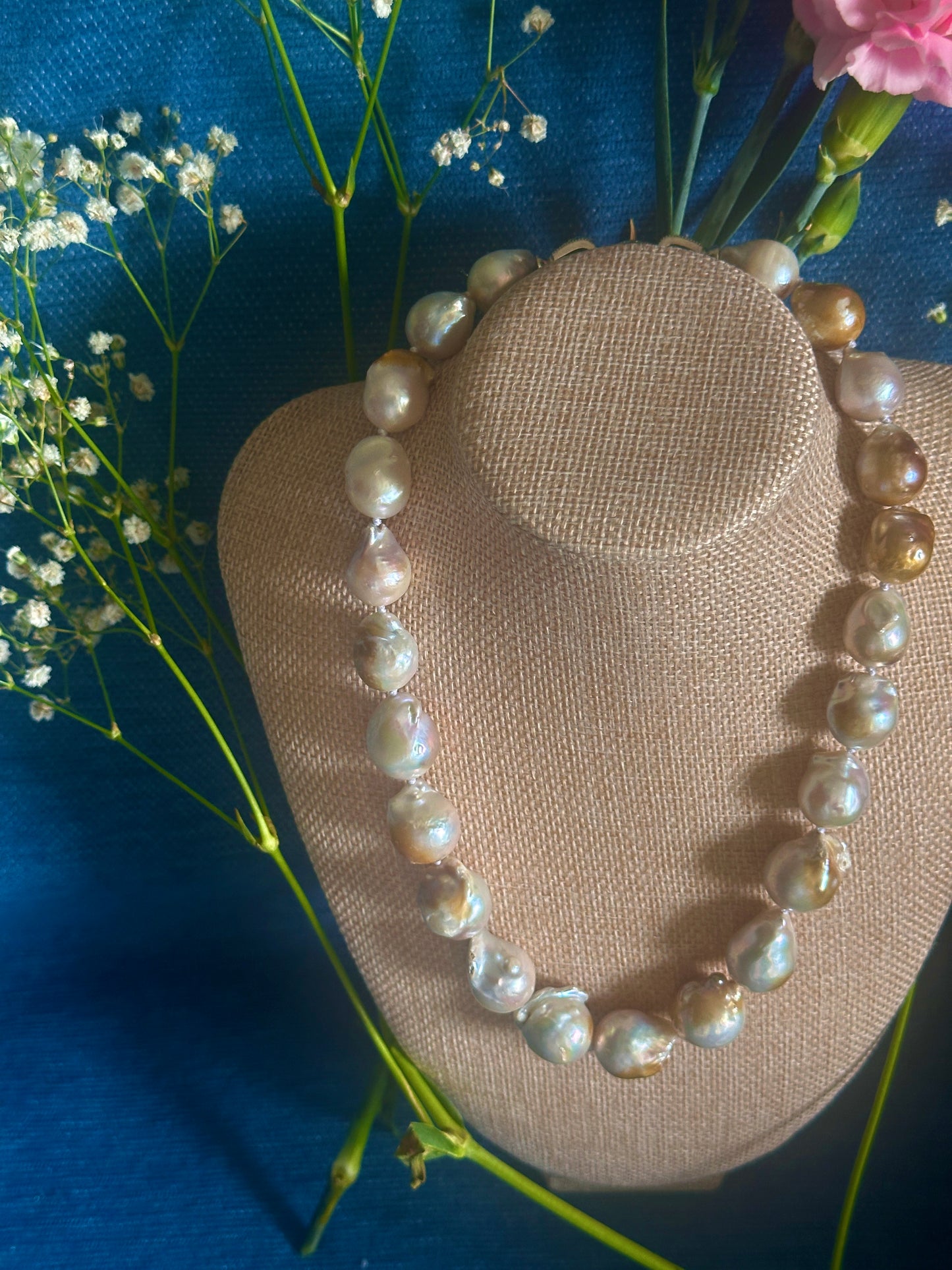 Natural Elegance – 21–23mm natural pearl