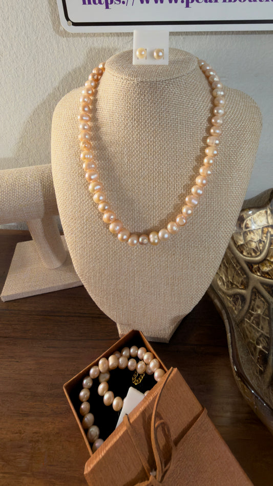 Freshwater Pearl Necklace & Stud Earring Set