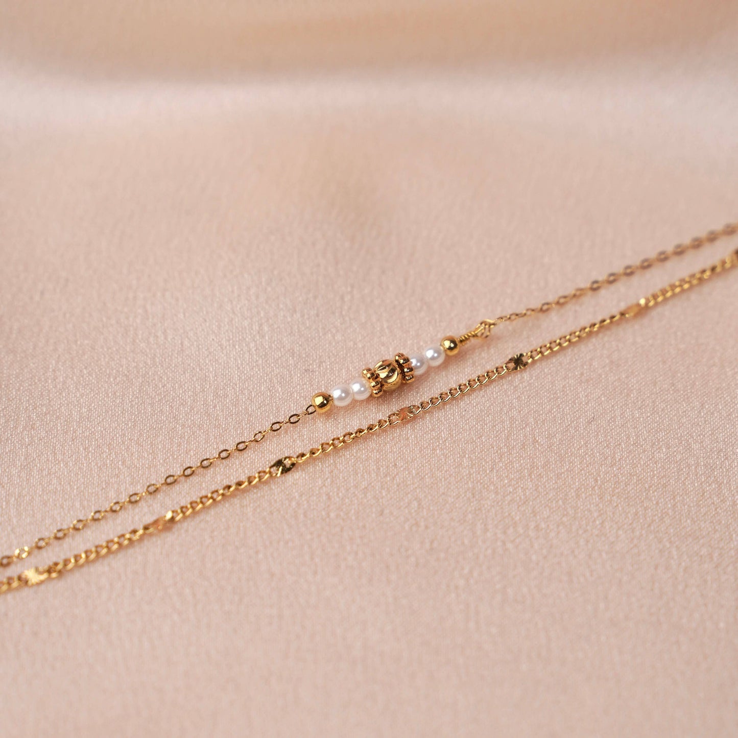 Double white pearl bracelet